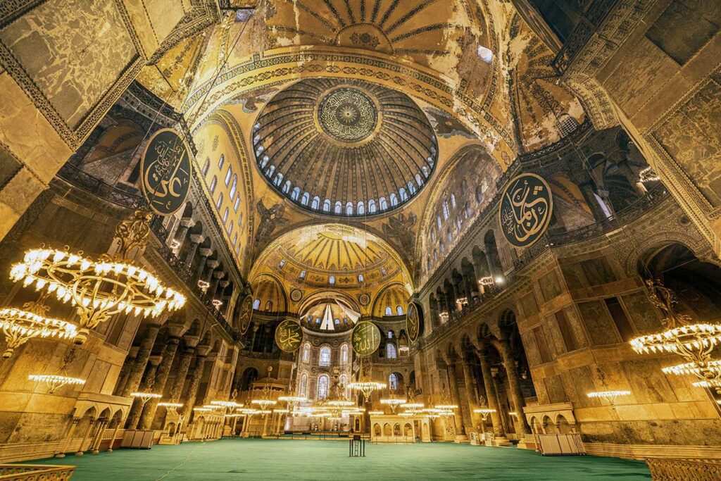 Hagia-Sophia-Interior-View