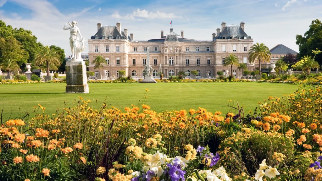 June program to France for Qatari Women - Jadayel Tourism (1)