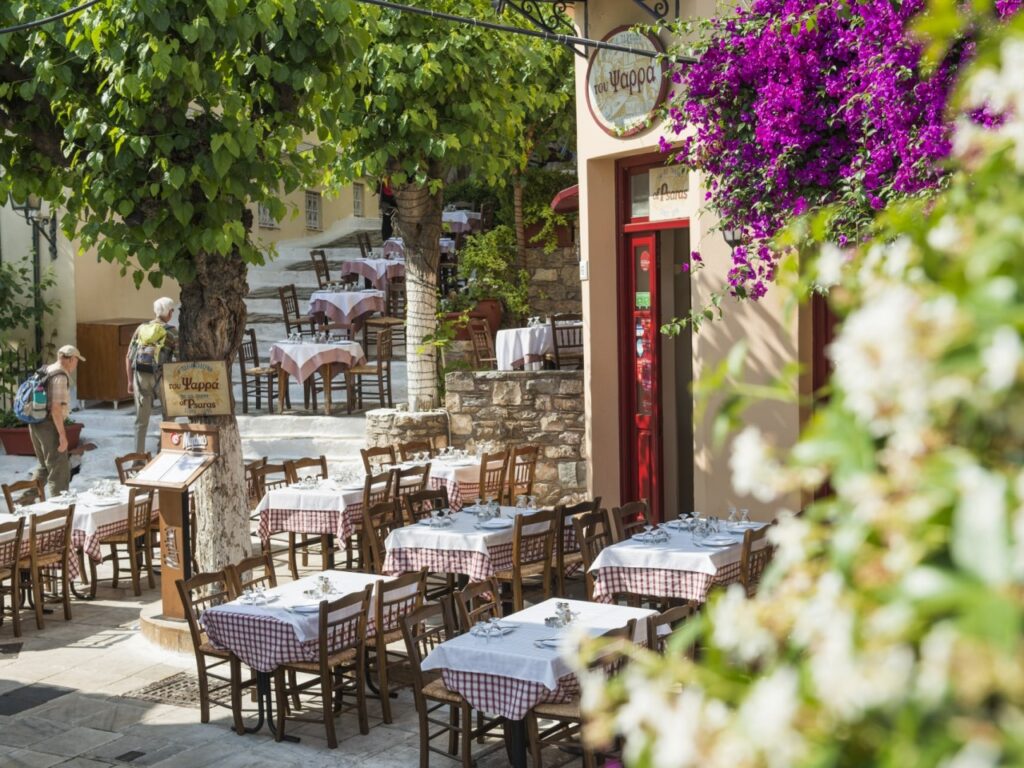 March program to Greek for Qatari Women - Jadayel Tourism (3)